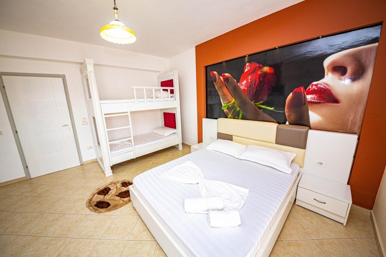 Ideal Aparthotel Saranda Buitenkant foto